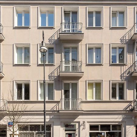 Central Apartment Emilii Plater By Noclegi Renters Warsawa Bagian luar foto