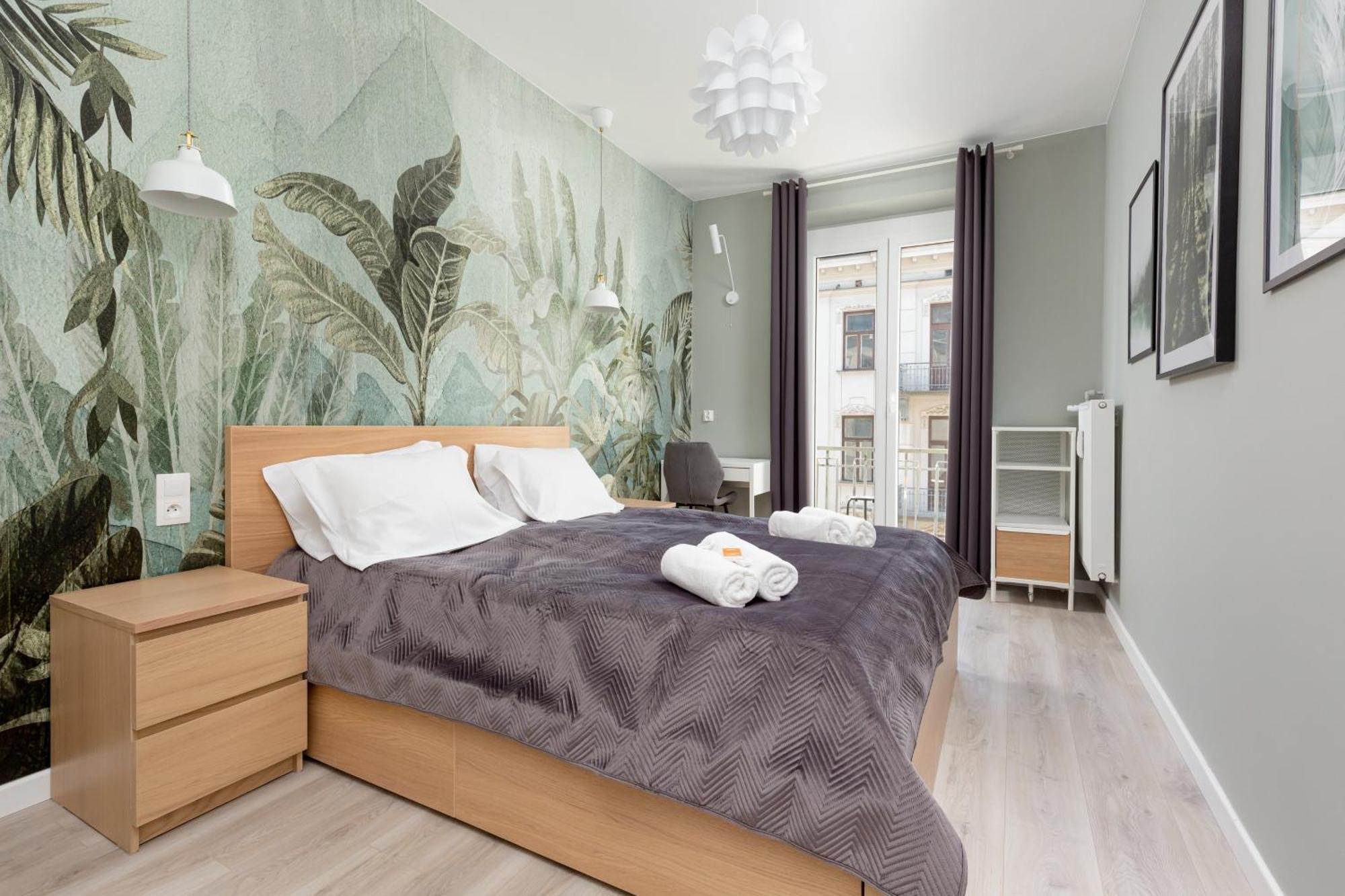 Central Apartment Emilii Plater By Noclegi Renters Warsawa Bagian luar foto