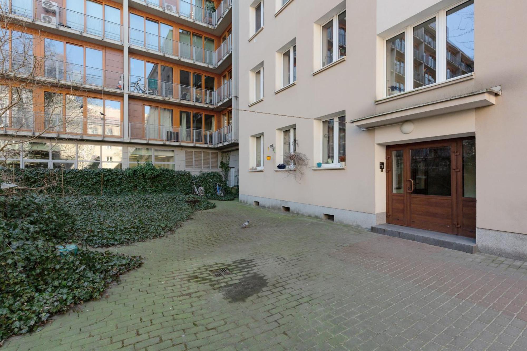 Central Apartment Emilii Plater By Noclegi Renters Warsawa Bagian luar foto